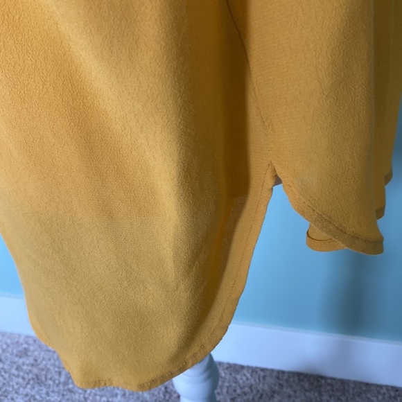 Treasure & Bond Gold Pleated Top - Picture 10 of 14